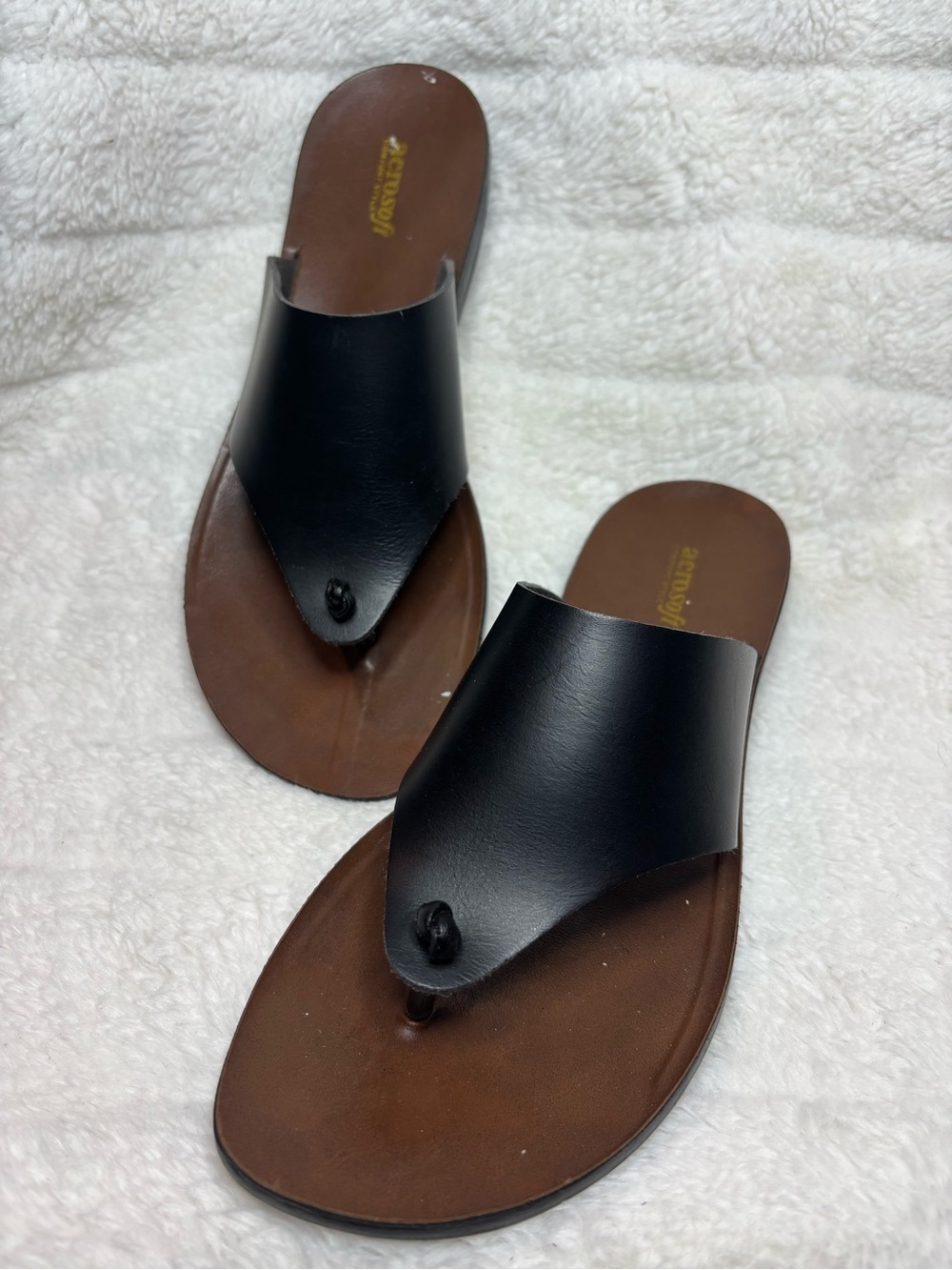 AEROSOFT Black & White Scroll Flip Flop Sandal Comfort Low Heel Thong Shoes Sz 9